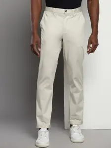 Tommy Hilfiger Men Mid-Rise Regular Fit Cotton Trousers