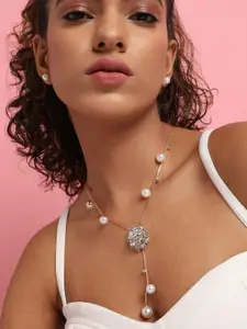 SOHI Chalice Stone Studded Necklace