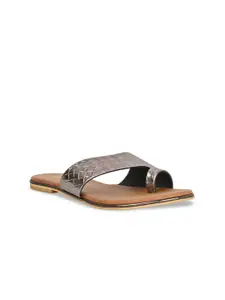 Rocia Textured One Toe Flats