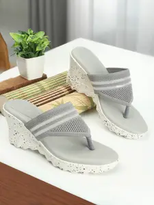 DressBerry Textured Wedge Sandals