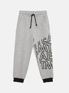 mackly Boys Typography Printed Mid-Rise Joggers