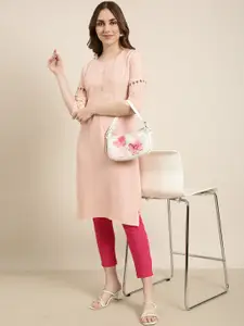 SHOWOFF Round Neck Thread Work Cotton Pastels Straight Kurta