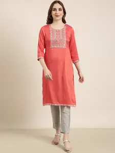 SHOWOFF Floral Yoke Design Thread Work Kurta
