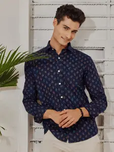 Red Flame Men Opaque Printed Formal Shirt