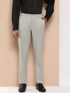 INVICTUS Men Regular Fit Formal Trousers