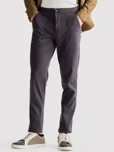 Red Flame Men Mid Rise Stretchable Chinos Trousers