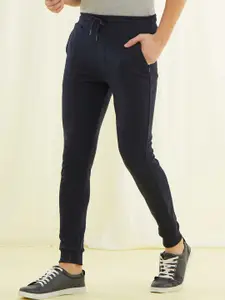 Red Flame Men Regular Fit Mid-Rise Cotton Joggers Trousers