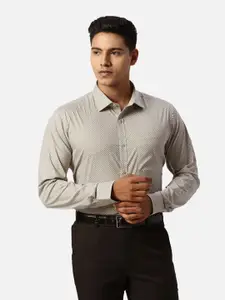 Park Avenue Spread Collar Long Sleeves Slim Fit Formal Shirt
