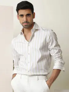 MISCHIEF MONKEY Classic Striped Cotton Spread Collar Curved Formal Shirt