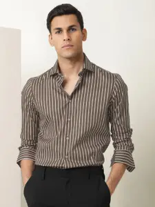 MISCHIEF MONKEY Classic Striped Cotton Spread Collar Curved Formal Shirt