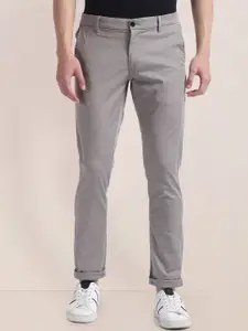U.S. Polo Assn. Men Slim Fit Mid-Rise Cotton Trouser