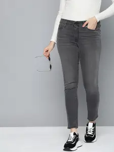 Levis Women 711 Skinny Fit Mid Rise Light Fade Stretchable Jeans