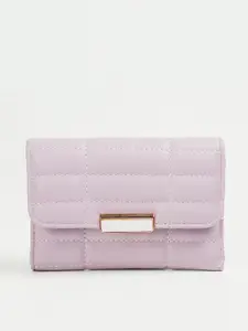 Ginger by Lifestyle Women Checked Three Fold Wallet