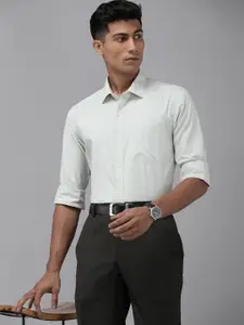 Park Avenue Self Design Slim Fit Textured Formal Shirt