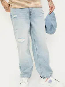 max URB_N Men Mildly Distressed Heavy Fade Relaxed Fit Jeans