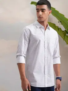 HIGHLANDER White Regular Fit Horizontal Striped Casual Shirt