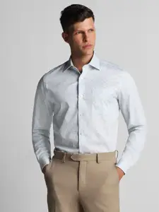 Louis Philippe Classic Tailored Fit Geometric Printed Spread Collar Cotton Formal Shirt