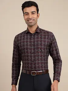 METAL Slim Fit Checked Knitted Weave Cotton Formal Shirt