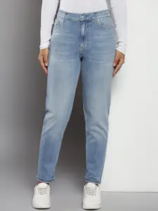 Calvin Klein Women Light Fade Stretchable Jeans