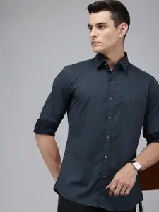 Van Heusen Sport Pure Cotton Slim Fit Geometric Printed Casual Shirt