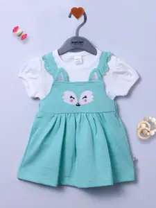 Moms Love Infant Girls Embellished Gathered Detailed Cotton Pinafore Dress With T-shirt
