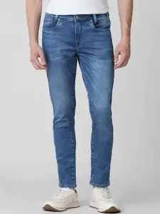 Mufti Men Mid-Rise Tapered Fit Heavy Fade Stretchable Jeans