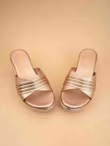 Ozuri Textured Open Toe Wedge Heels