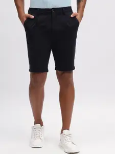 LINDBERGH Men Regular Fit Mid-Rise Shorts