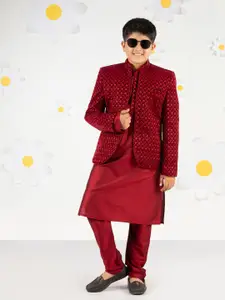 VASTRAMAY Boys Straight Sequinned Kurta with Pyjamas With Embroidered Jacket