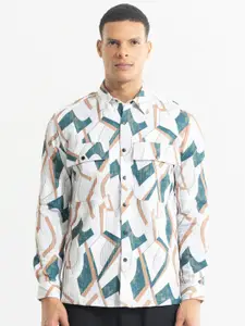 Snitch White Classic Tailored Fit Printed Opaque Casual Shirt