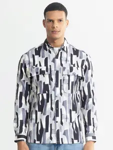 Snitch White Classic Tailored Fit Opaque Printed Casual Shirt