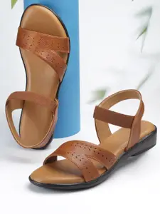 sneakers villa Textured Open Toe Flats