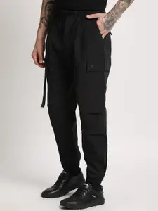 THE BEAR HOUSE Men Loose Fit Mid-Rise Easy Wash Cargos Trousers