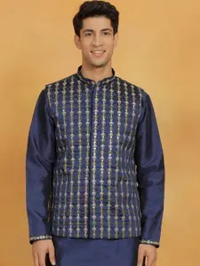 VASTRAMAY Embroidered Nehru Jacket