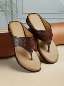 sneakers villa Textured Open Toe Flats