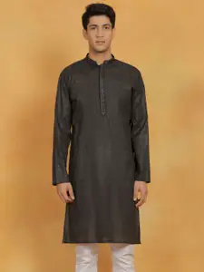 VASTRAMAY Mandarin Collar Thread Work Cotton Straight Kurta