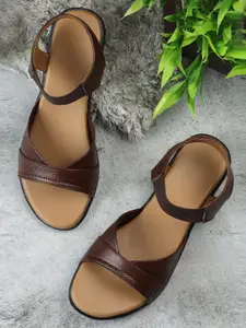 DEAS Textured Open Toe Flats