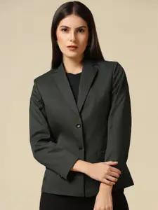 TAHVO Slim Fit Single Breasted Blazer