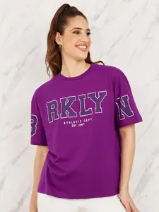 Styli Oversized Slogan Printed Longline T-Shirt