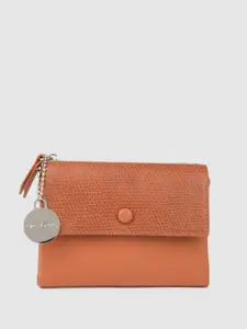 DressBerry Women Animal Textured Three Fold Wallet