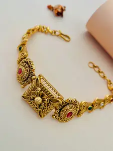 Sangria Gold-Plated Stone Studded Armlet