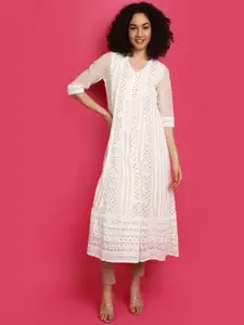 V-Mart V-Neck Ethnic Motifs Embroidered Thread Work A-Line Kurta