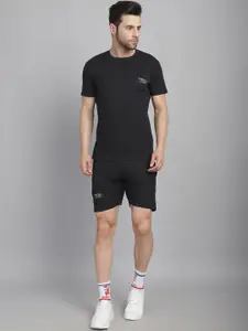 MACK JONNEY Printed T-Shirt & Short