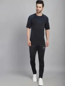 MACK JONNEY JONNEY Short Sleeves Tshirt & Mid-Rise Track Pant