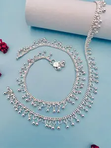 Sangria Silver-Plated Artificial Stones and Beads Anklet