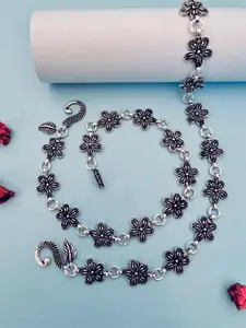 Sangria Silver-Plated Artificial Stones and Beads Anklet