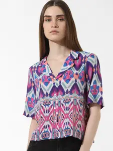 ONLY Abstract Printed Club Collar Short Sleeves Casual Shirt
