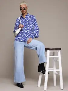 The Roadster Lifestyle Co. Printed Seersucker Casual Shirt