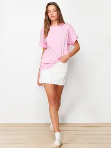 Trendyol Round Neck Drop Shoulder Sleeves Cotton T-shirt