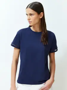 Trendyol Round Neck Drop-Shoulder Sleeves Cotton Regular T-shirt